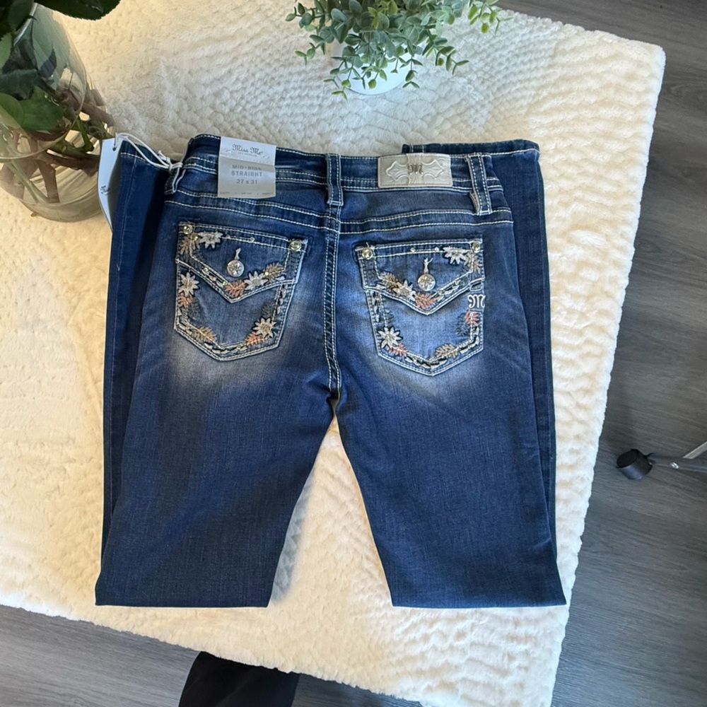 Miss Me Blue Embroidered Cropped Jeans - Picture 4 of 12